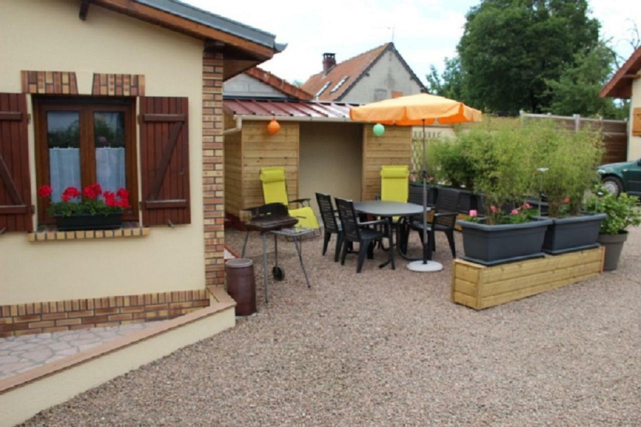 Vila Chez Ma Tante Meneslies Exteriér fotografie